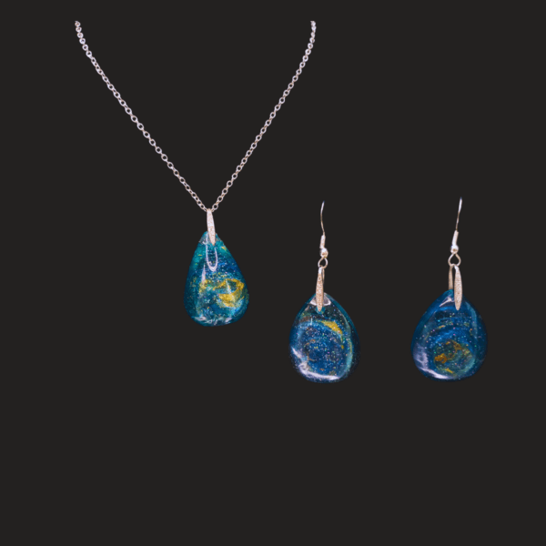 pure thought necklace and earrings | Know thy soul